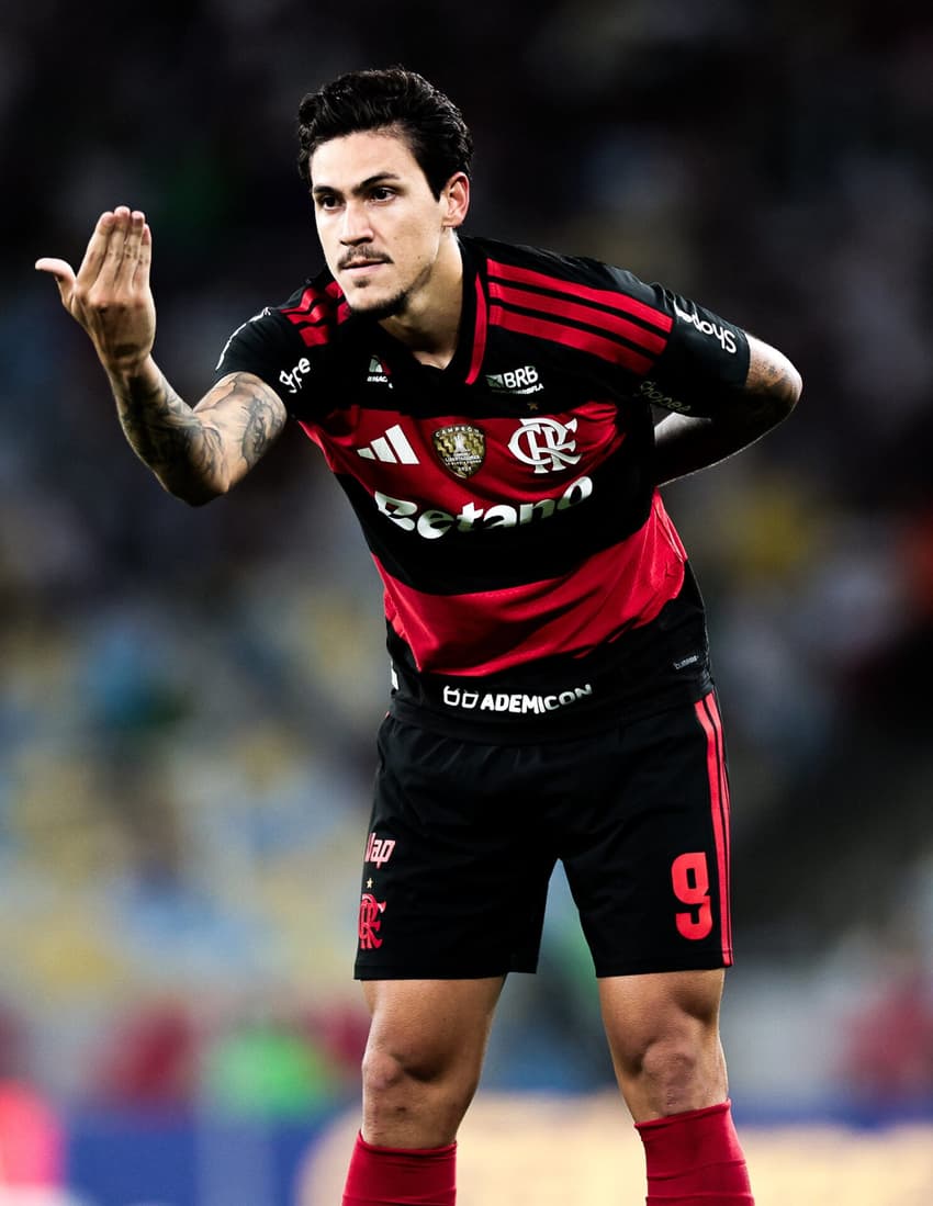Pedro recebe destaque após atuação contra Fluminense (Foto: Gilvan de Souza/Flamengo)