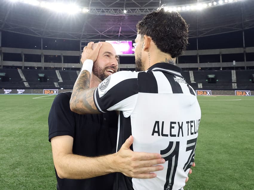 Rodrigo Bellão foi treinador interino do Botafogo contra o Mirassol (Foto: Vitor Silva/Botafogo)