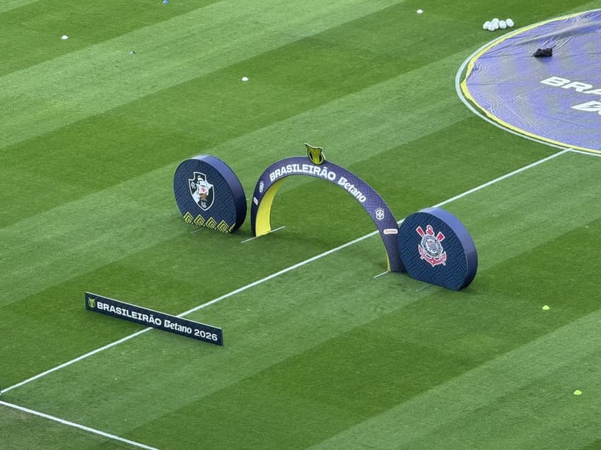 Diniz faz mudanças importantes no Corinthians para enfrentar o Vasco; veja escalação