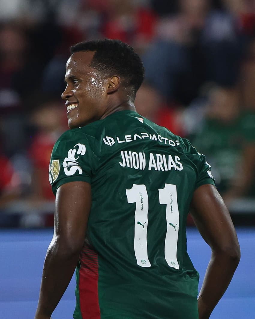 Jhon Arias comemora gol do Palmeiras contra o Cerro Porteño, pela Libertadores (Foto: Cesar Greco/Palmeiras)
