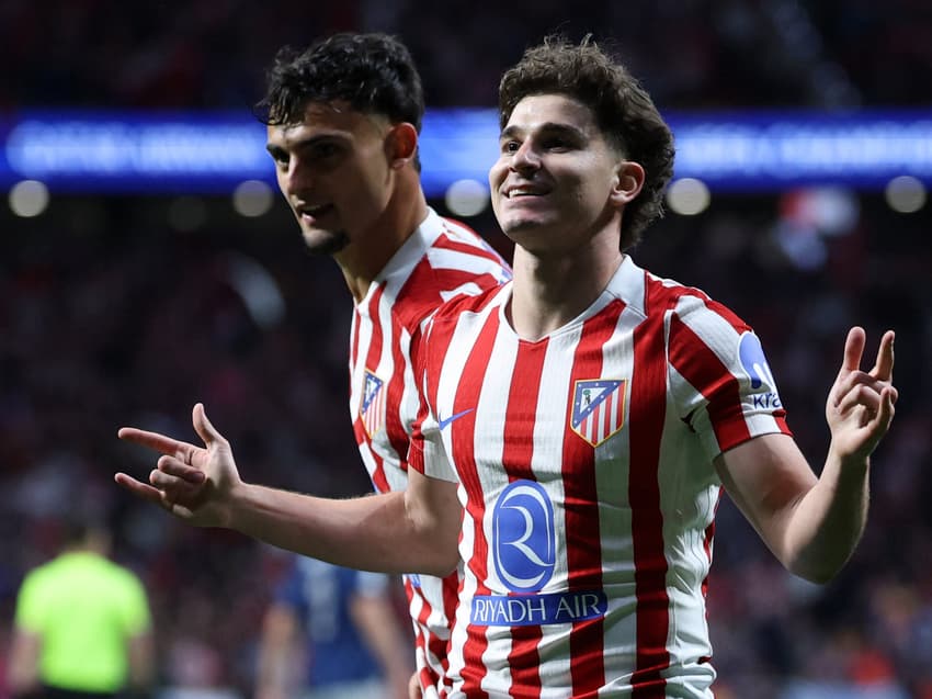 Julián Álvarez comemora gol em Atlético de Madrid e Arsenal pela Champions League (Foto: Thomas COEX / AFP)