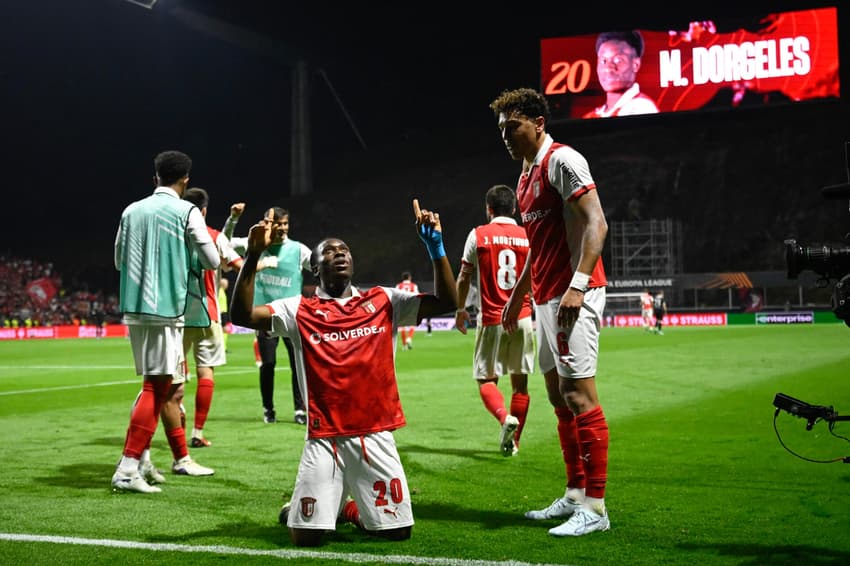 Pela Europa League, o Braga venceu o Freiburg por 1 a 0 (Foto: Miguel RIOPA / AFP)