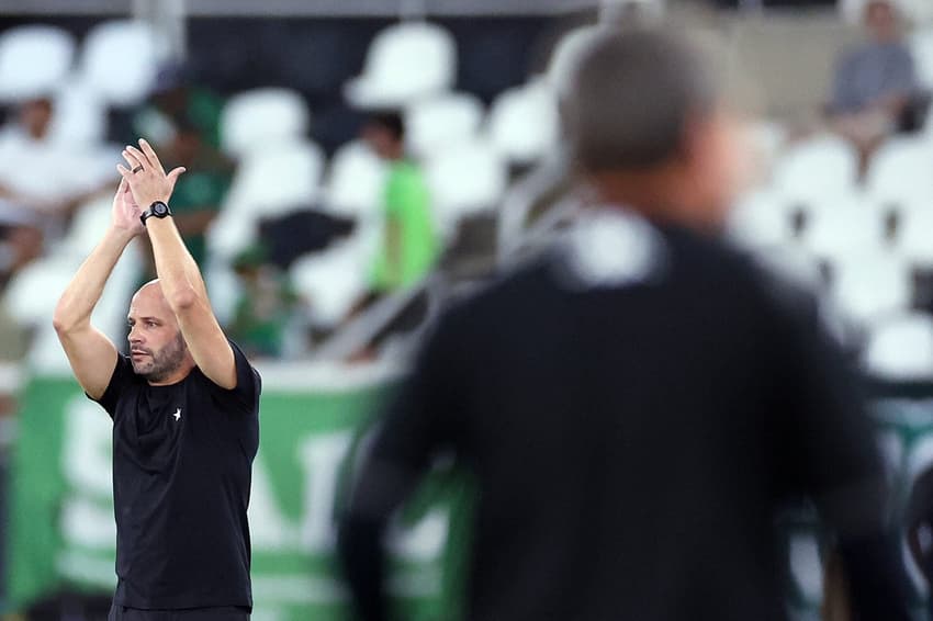 Franclim Carvalho, técnico do Botafogo