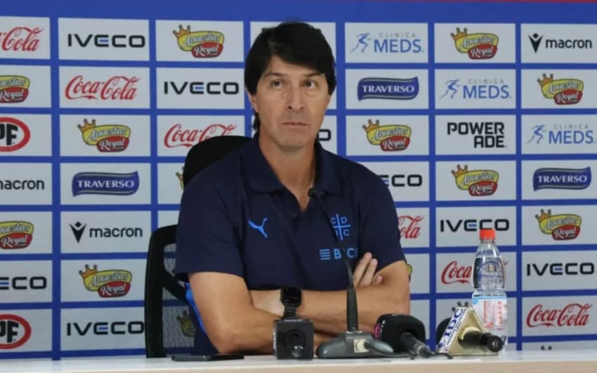 Daniel Garnero, técnico da Católica (Foto: divulgação Universidad Católica)