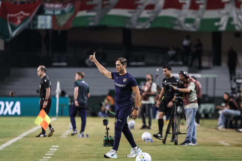 Luis Zubeldía, técnico do Fluminense