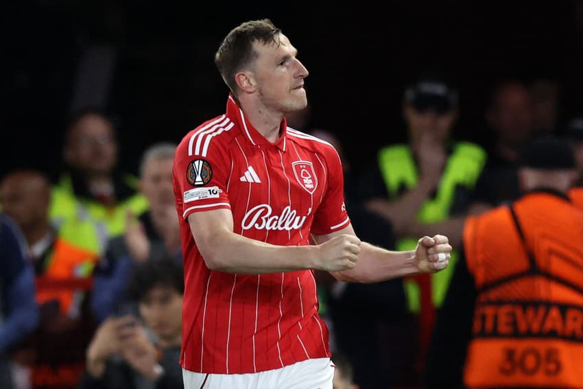 Pela Europa League, o Nottingham Forest venceu o Aston Villa por 1 a 0 (Foto: Darren Staples / AFP)