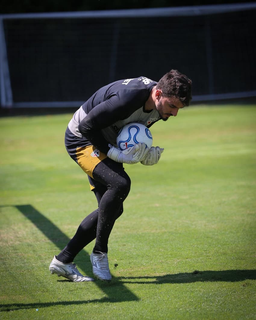 Tricolor encerrou a preparação para enfrentar o Boston River em estreia da Copa Sul-Amerciana. Jogo será nesta terça (Foto: Erico Leonan / São Paulo FC)