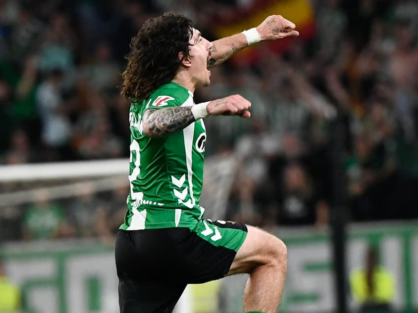 Real Betis e Real Madrid empataram por 1 a 1 em La Liga (Foto: CRISTINA QUICLER / AFP)