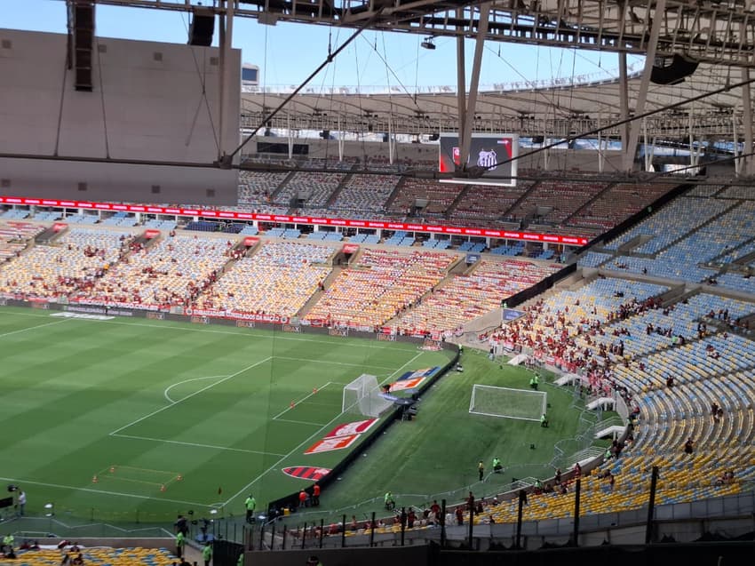 Torcida do Santos terá uma rede em frente à arquibancada no jogo com o Flamengo no Maracanã