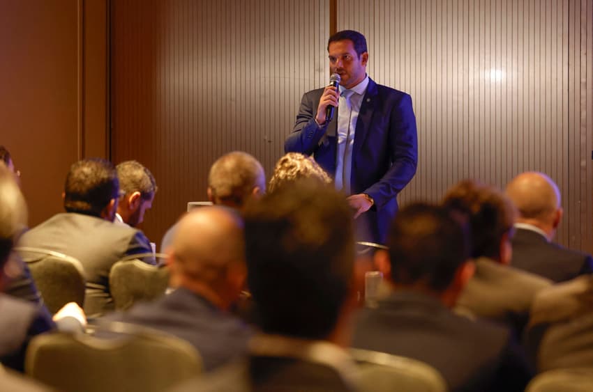 Samir Xaud em reunião da CBF sobre liga (Foto: Rafael Ribeiro/CBF)