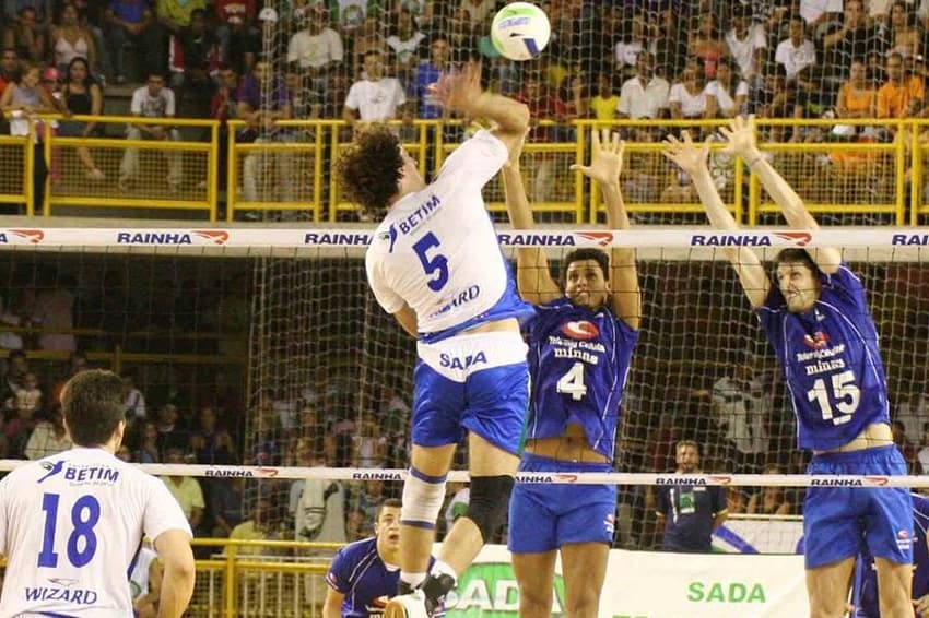 Sada Betim x Minas pela Superliga Masculina 2007/2008 (Foto: Reprodução/Sada Cruzeiro)