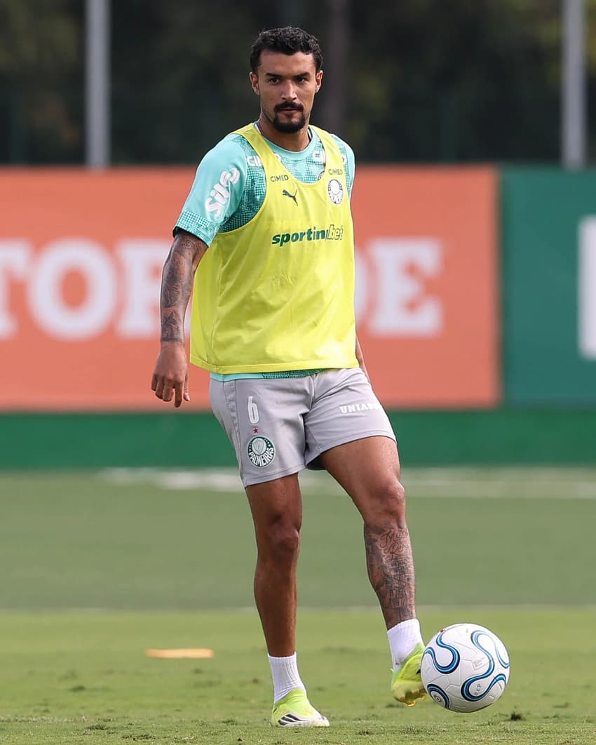 Jefté durante treinamento do Palmeiras (Foto: Cesar Greco/Palmeiras)