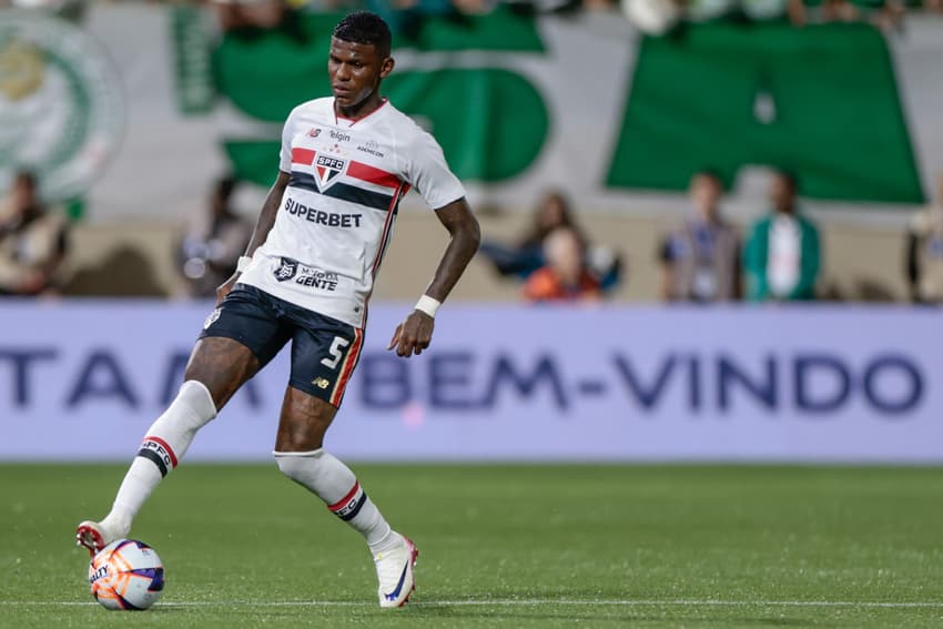Arboleda em atuação pelo São Paulo
