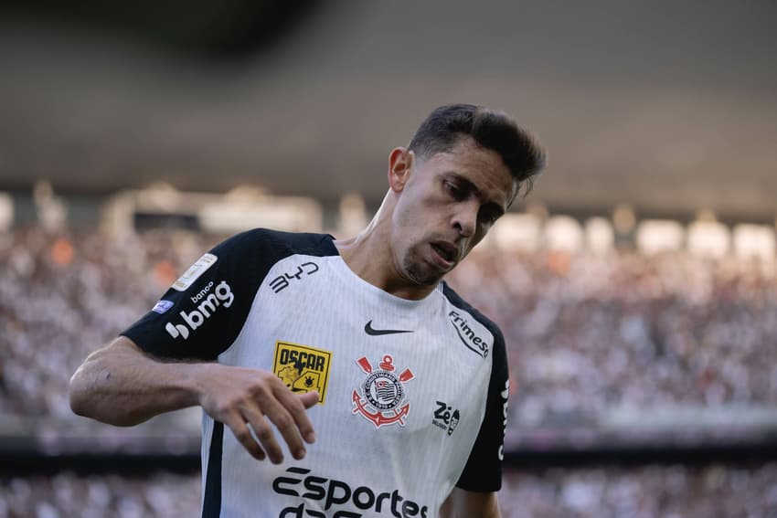 Gabriel Paulista chegou ao Corinthians em janeiro (Foto: Ettore Chiereguini/AGIF/Folhapress)