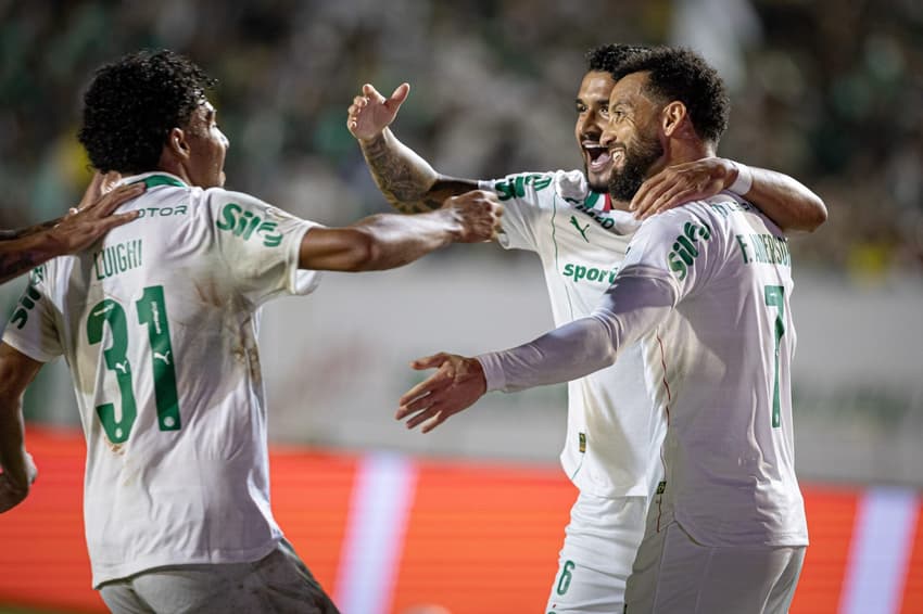 Palmeiras fez 3 a 0 no primeiro tempo (Foto: Phd Press/Thenews2/Folhapress)