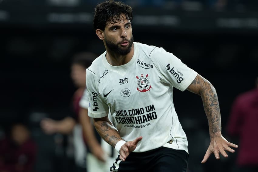 Yuri Alberto é um dos principais alvos na janela (Foto: Joisel Amaral/AGIF/Folhapress)