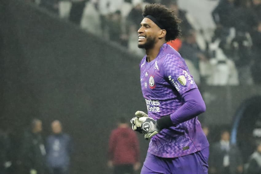 Hugo Souza em Corinthians x Platense (Foto: Gabriel Silva/RasPress/Folhapress)