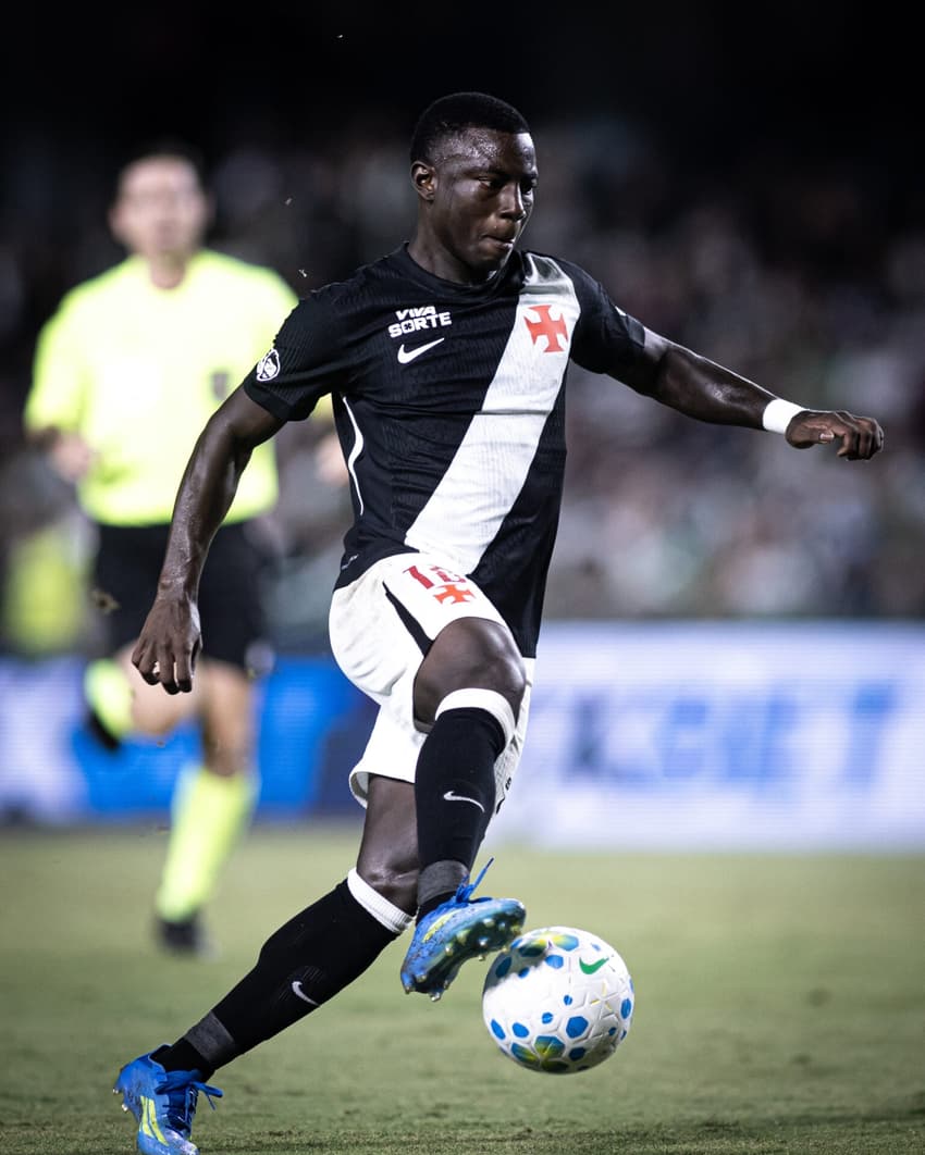 Marino Hinestroza chegou ao Vasco no início de 2026