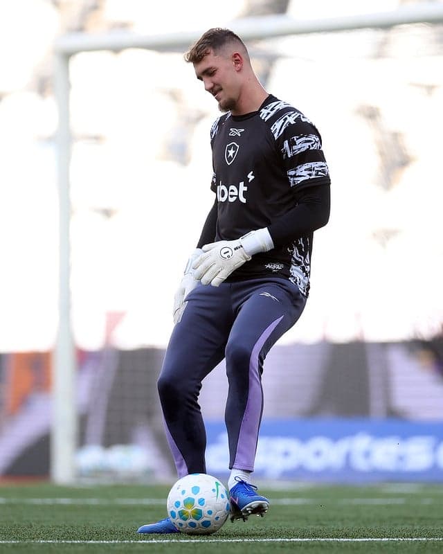 Botafogo possui 17 pontos, enquanto Remo possui apenas oito neste Campeonato Brasileiro (Foto: Divulgação/Botafogo)