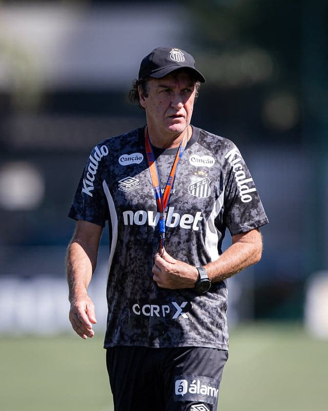 Técnico do Santos, Cuca, tem 36% de aproveitamento no comando do Santos. (Foto: Raul Baretta/ Santos FC)