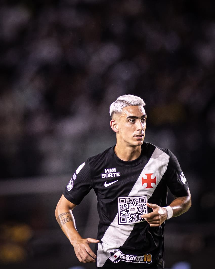 Puma Rodríguez na partida entre Vasco x Atheltico-PR (Foto: Matheus Lima / Vasco)
