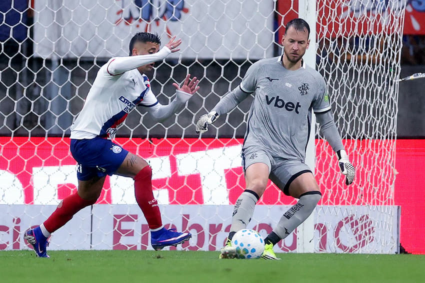 Neto deve ser negociado pelo Botafogo (Foto: Vítor Silva/Botafogo)