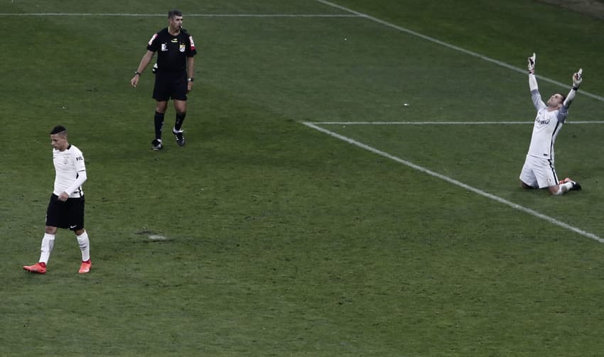 Internacional eliminou o Corinthians em Itaquera (Foto: Miguel Schincariol/Folhapress)