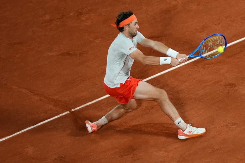 Casper Ruud na partida contra o brasileiro João Fonseca  (Foto: Dimitar DILKOFF / AFP)