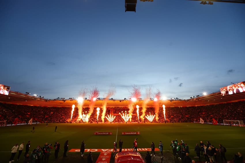 Estádio do Southampton em jogo da FA Cup