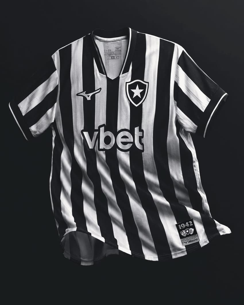 Novo uniforme I do Botafogo (Foto: Divulgação/Botafogo)