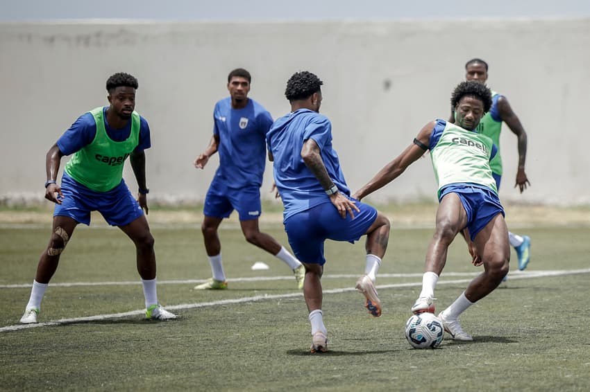 Jogadores de Cabo Verde treinam em início de preparação para a Copa do Mundo