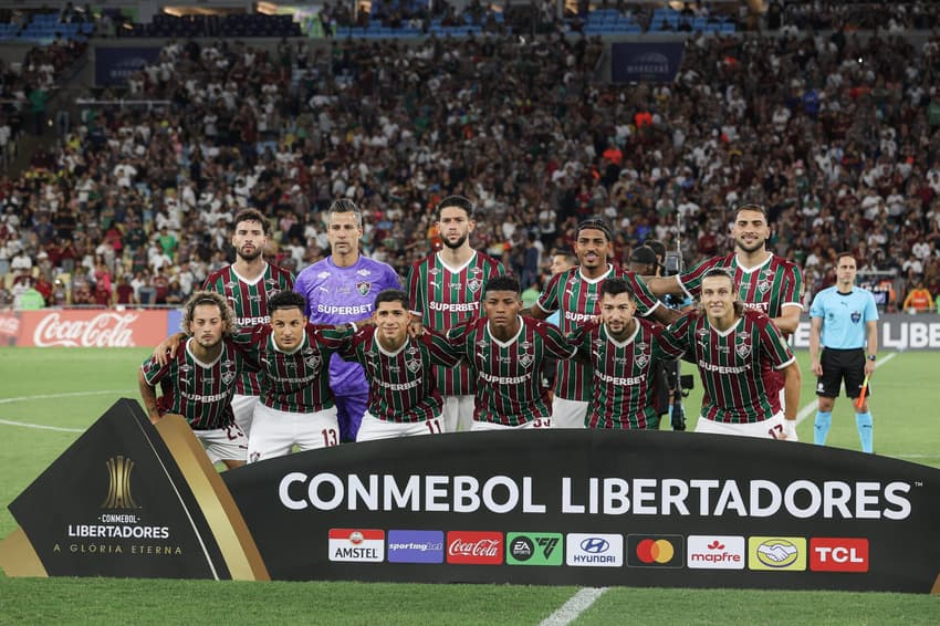 Fluminense perfilado contra o La Guaira (Foto: Lucas Merçon/ Fluminense FC)