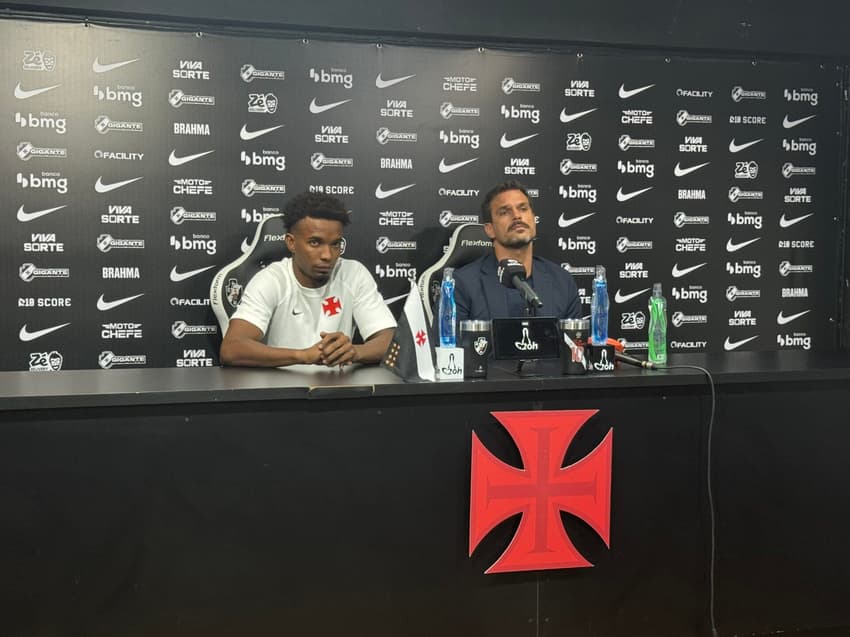 Thiago Mendes e Ademar Lopes assumem coletiva pós-jogo do Vasco Bragantino