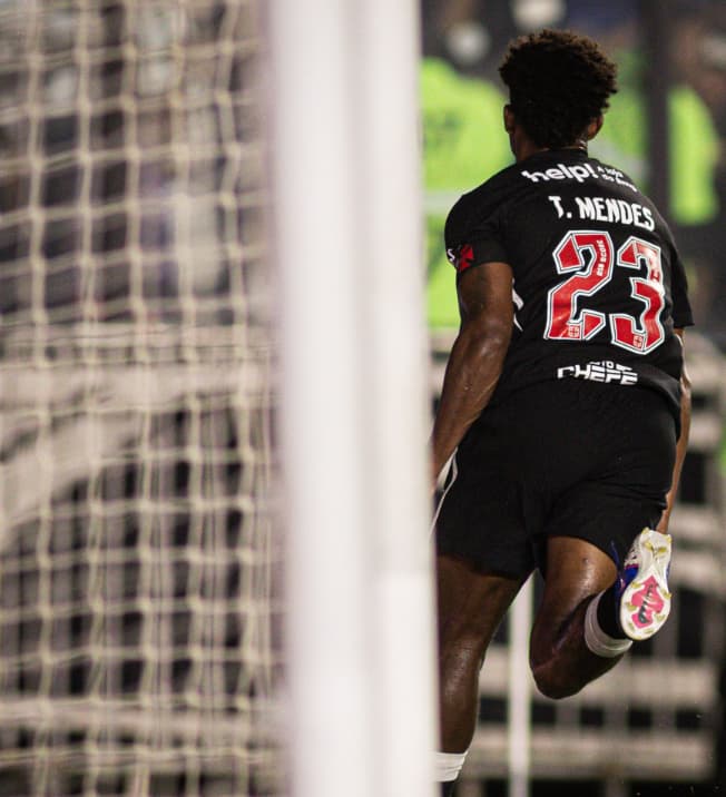 O capitão do Vasco chegou ao seu quarto gol na temporada (Foto: Matheus Lima/Vasco)