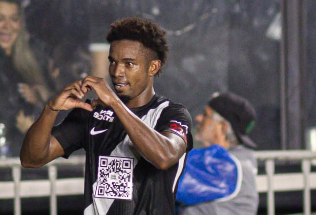 Thiago Mendes comemora gol marcado pelo Vasco contra o Ahtletico-PR (Foto: Matheus Lima/Vasco)