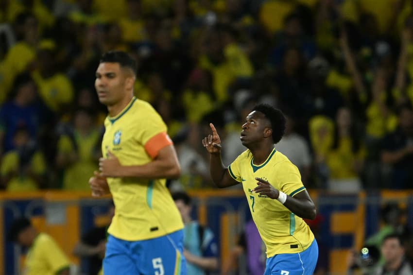 Vini Jr comemora gol marcado pela Seleção Brasileira em amistoso contra o Panamá, no Maracanã