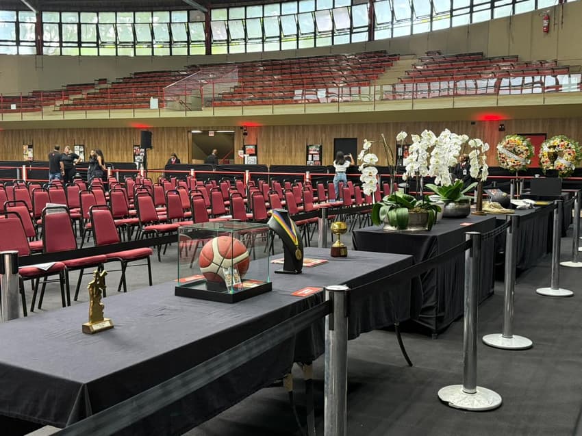 Memorial reuniu itens pessoais e conquistas da carreira de Oscar Schmidt. (Foto: Vinícius Harfush/Lance!)