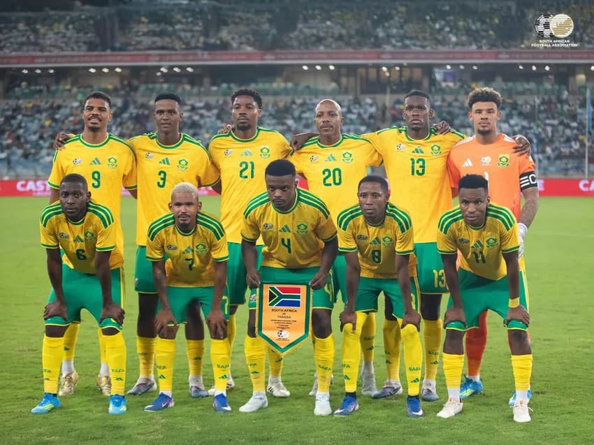 Seleção da África do Sul perfilada antes de jogo.