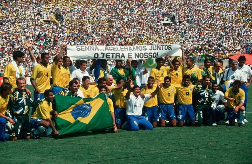 Brasil comemora o tetra nos estados Unidos em 1994 (Foto: Divulgação/Fifa)
