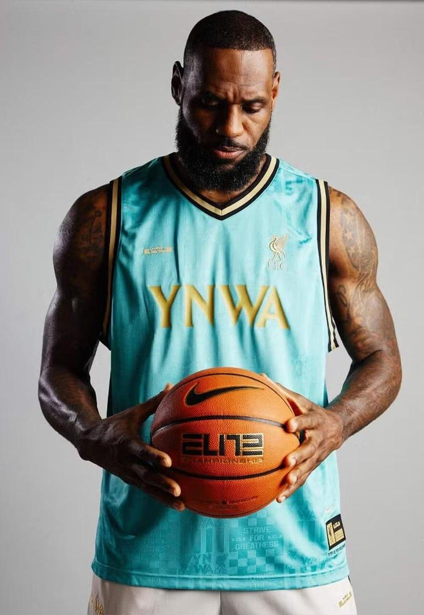 LeBron e Liverpool 