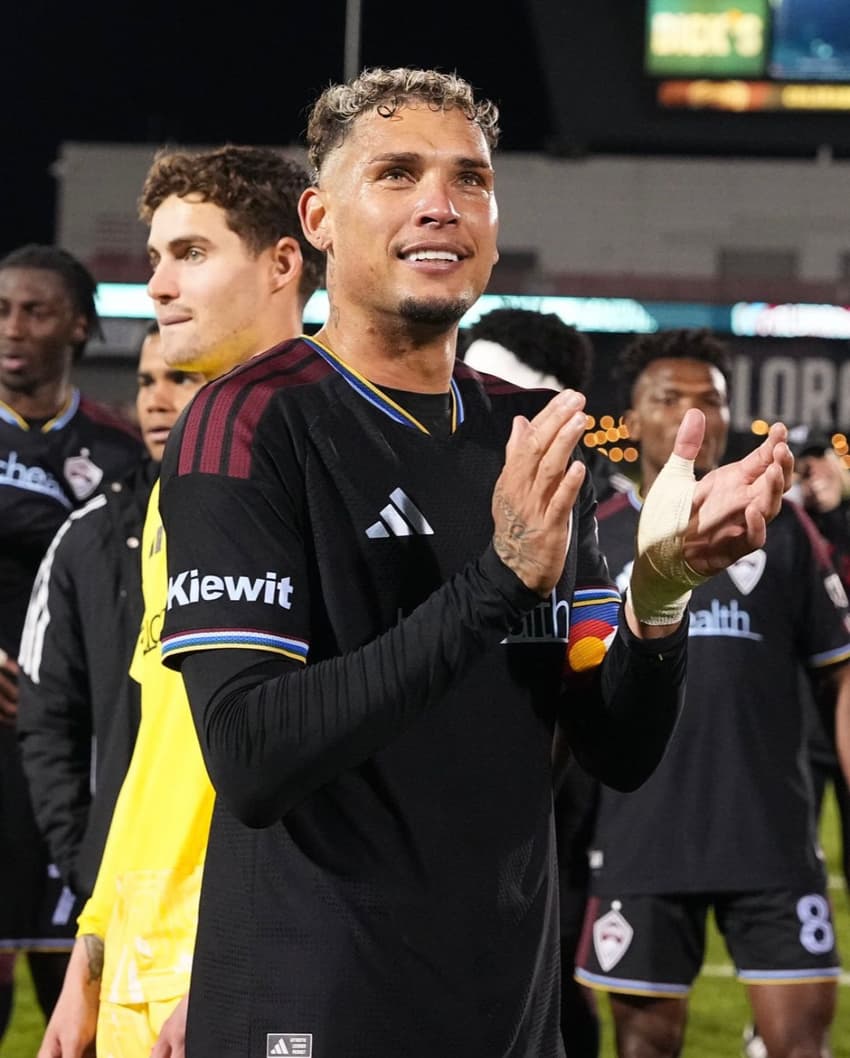 Rafael Navarro em ação pelo Colorado Rapids (Foto: Divulgação)