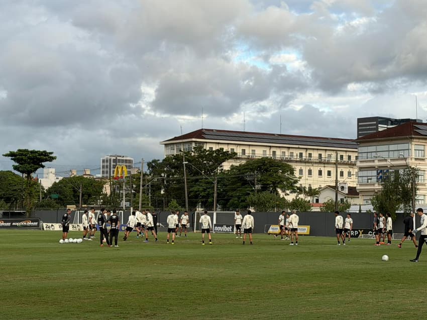 Treino do Santos no CT Rei Pelé. (Foto: Juliana Yamaoka/ Lance!)