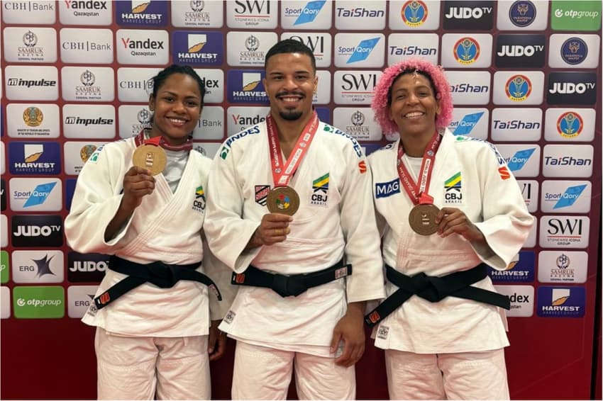 Nauana Silva, Rafaela Silva e David Lima foram medalhistas no Grand Slam do Cazaquistão 2026 (Foto: Divulgação/ CBJ)