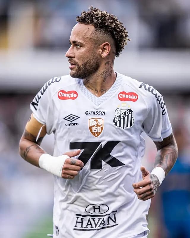 Neymar durante jogo do Santos na Vila Belmiro. (Foto: Raul Baretta/ Santos FC)