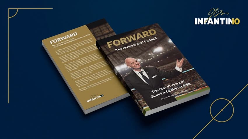 'Forward': livro narra histórias de Infantino à frente da Fifa (Foto? Divulgação)