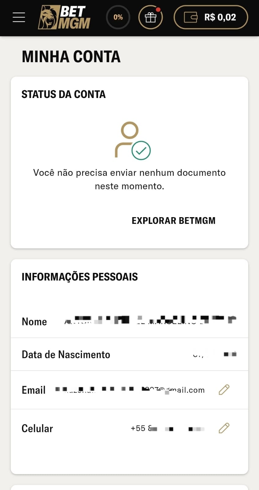 Captura de tela da aba da conta na BetMGM exibindo as informações pessoais e os botões para alterar os dados.
