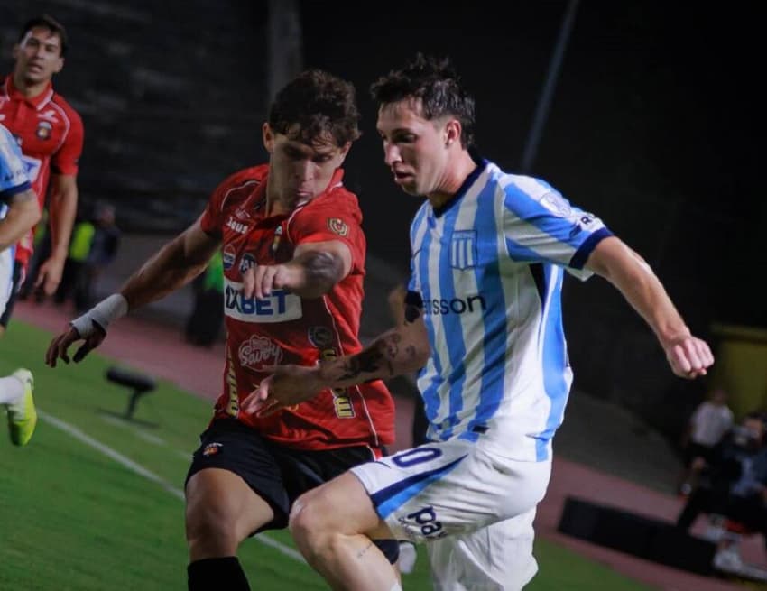 Racing e Caracas ficaram somente no empate pela Sul-Americana (Foto: Divulgação/Racing)