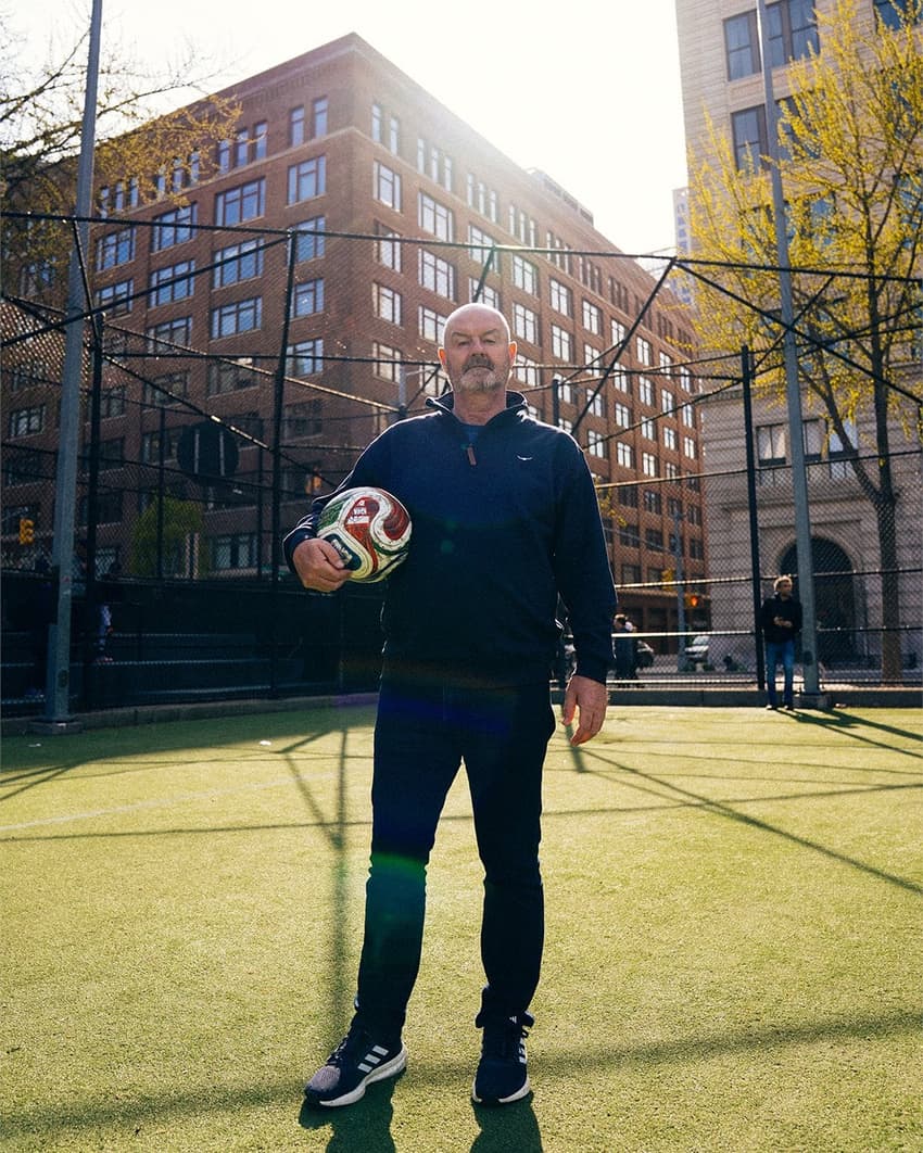 Steve Clake, técnico da Seleção da Escócia (Foto: Reprodução/ Federação da Escócia)