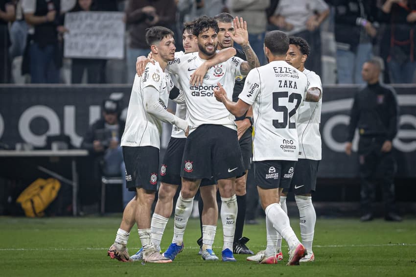 Salários do elenco do Corinthians estão em atraso (Foto: Phd Press/Thenews2/Folhapress)