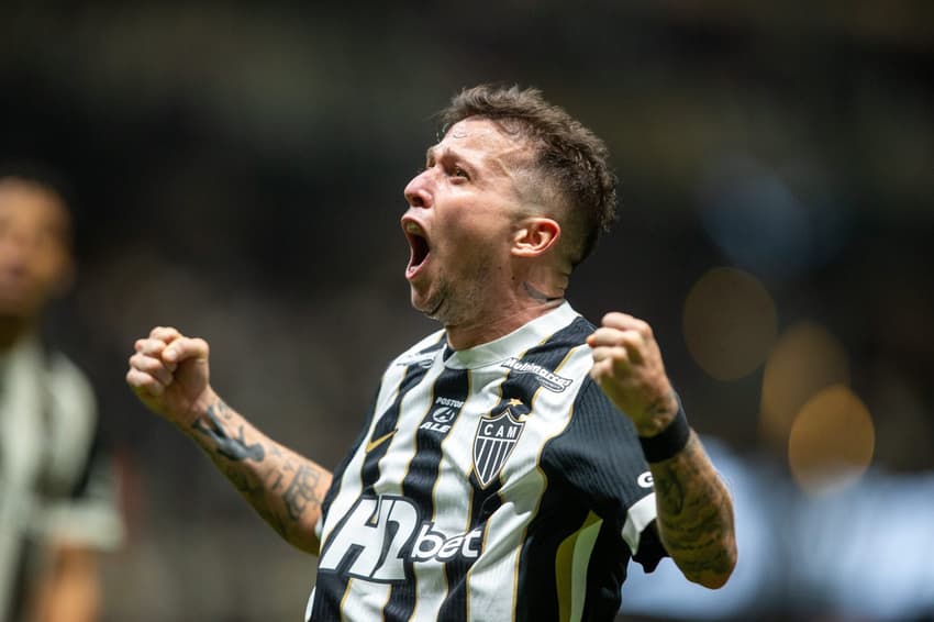 Bernard vive bom momento no Atlético-MG (Foto: Fernando Moreno/AGIF/Folhapress)